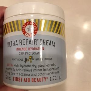 First Aid Beauty Ulta Repair Intense Hydration